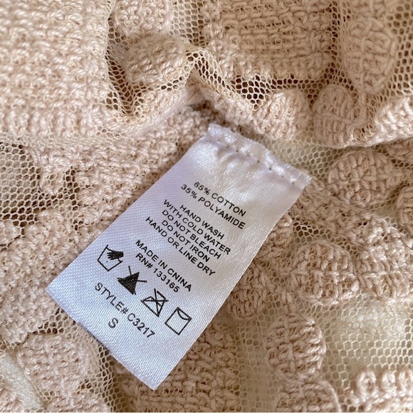 ANTHROPOLOGIE EVERLEIGH EMBROIDERED SHORT SLEEVE TOP ROMANTIC BOHO Beige Pink S - Picture 7 of 7